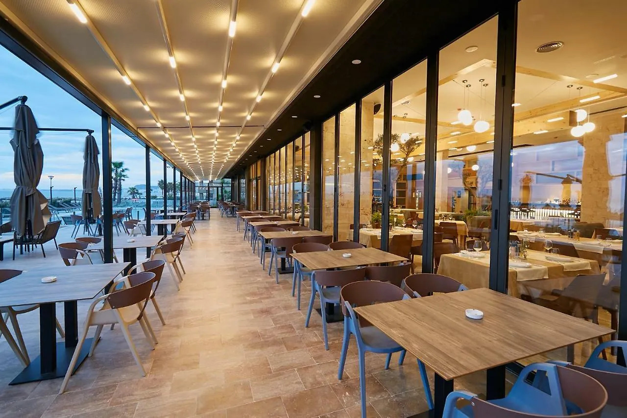 Eter Hotel Golem   Golem (Tirana)