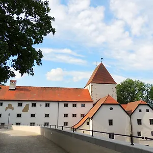 Gaestehaus Maelzerei Auf Schloss Neuburg Am Guest house Neuburg am Inn