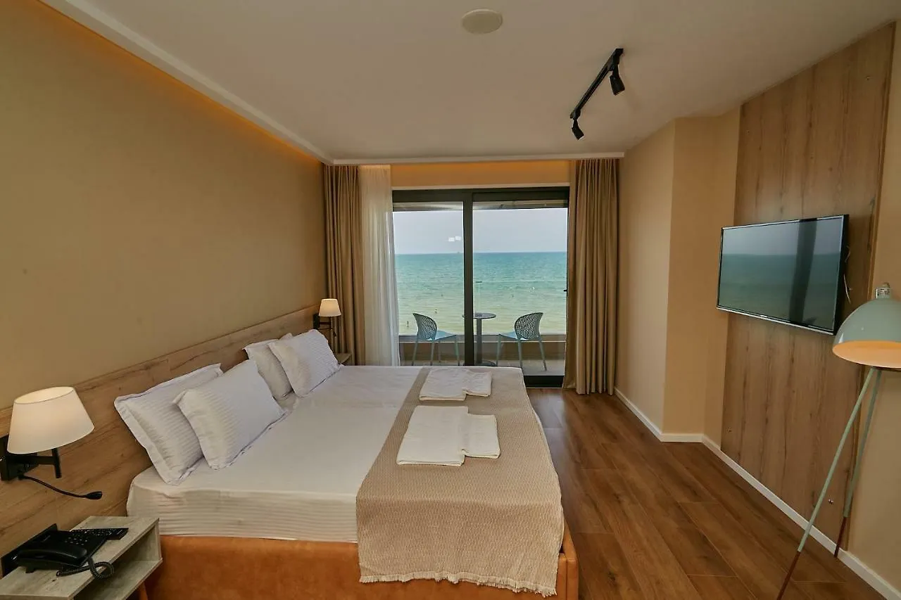 Eter Hotel Golem